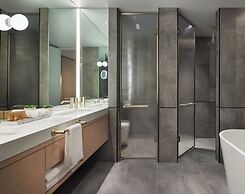 Lanson Place Parliament Gardens