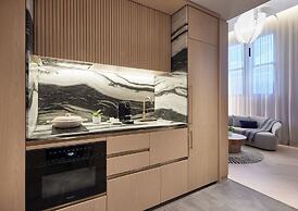 Lanson Place Parliament Gardens