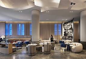 Lanson Place Parliament Gardens