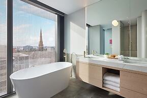 Lanson Place Parliament Gardens