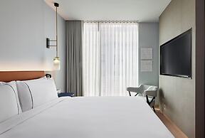 Lanson Place Parliament Gardens