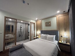 Grand Hotel Trinh Van Bo-by BayLuxury