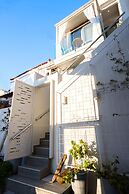 Gruccio Yellow Studio - A Sunny Skiathos Gem