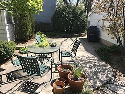 Beautiful Luxury Suite B Shorewood Home