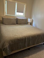 Beautiful Luxury Suite B Shorewood Home