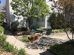 Beautiful Luxury Suite B Shorewood Home