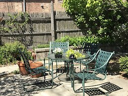 Beautiful Luxury Suite B Shorewood Home