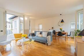 Ponente Balcony in Gravedona