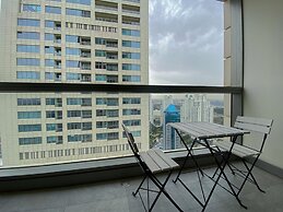 Modern Residence w Balcony 5 min to Istinye Mall