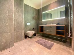 Modern Residence w Balcony 5 min to Istinye Mall