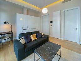 Modern Residence w Balcony 5 min to Istinye Mall