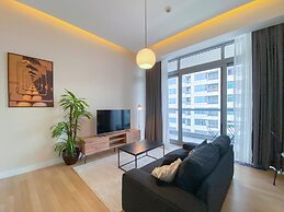 Modern Residence w Balcony 5 min to Istinye Mall