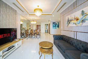 Landmark Condotel Art By KaySuite