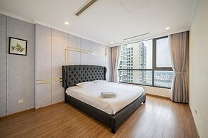 Landmark Condotel Art By KaySuite