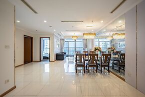 Landmark Condotel Art By KaySuite