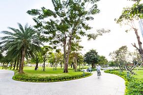 Landmark Condotel Art By KaySuite