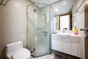 Landmark Condotel Art By KaySuite