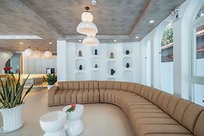 The Up Hotel Phu Quoc Island - The Poolside Escape