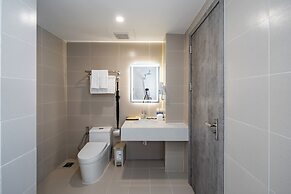 The Up Hotel Phu Quoc Island - The Poolside Escape