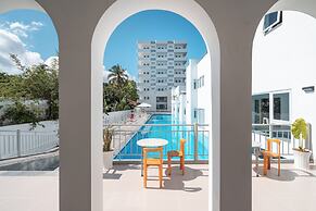 The Up Hotel Phu Quoc Island - The Poolside Escape