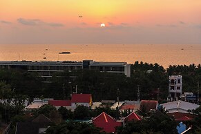 The Up Hotel Phu Quoc Island - The Poolside Escape