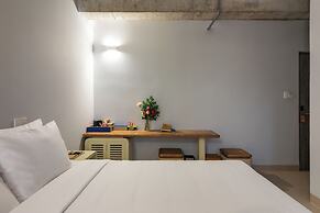 The Up Hotel Phu Quoc Island - The Poolside Escape