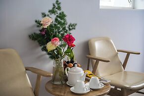 The Up Hotel Phu Quoc Island - The Poolside Escape