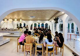 The Up Hotel Phu Quoc Island - The Poolside Escape