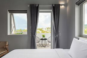 The Up Hotel Phu Quoc Island - The Poolside Escape