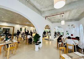 The Up Hotel Phu Quoc Island - The Poolside Escape