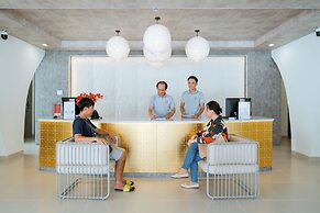 The Up Hotel Phu Quoc Island - The Poolside Escape