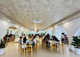 The Up Hotel Phu Quoc Island - The Poolside Escape