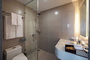 The Up Hotel Phu Quoc Island - The Poolside Escape