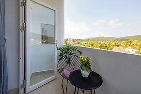 The Up Hotel Phu Quoc Island - The Poolside Escape