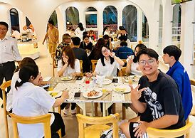 The Up Hotel Phu Quoc Island - The Poolside Escape