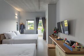 The Up Hotel Phu Quoc Island - The Poolside Escape