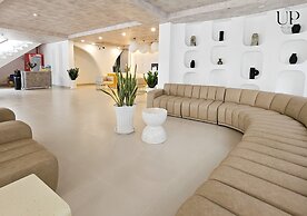 The Up Hotel Phu Quoc Island - The Poolside Escape