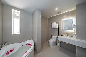 The Up Hotel Phu Quoc Island - The Poolside Escape