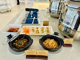 The Up Hotel Phu Quoc Island - The Poolside Escape