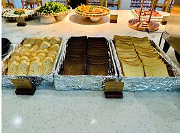 The Up Hotel Phu Quoc Island - The Poolside Escape