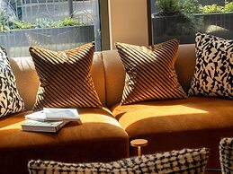 Hotel Maison Hamelin Paris - Handwritten Collection