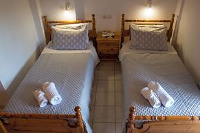 Vaso Alykanas Studios