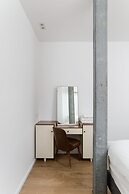 Vintage 3BR with Balcony by FeelHome