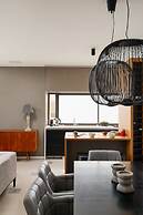 Vintage 3BR with Balcony by FeelHome