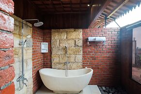 TwoSpaces Living at deRos Resort & Cafe