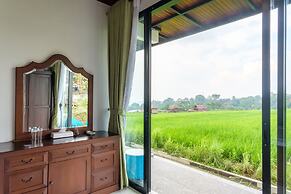 TwoSpaces Living at deRos Resort & Cafe