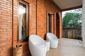 TwoSpaces Living at deRos Resort & Cafe