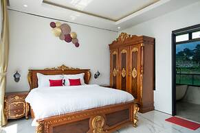 TwoSpaces Living at deRos Resort & Cafe