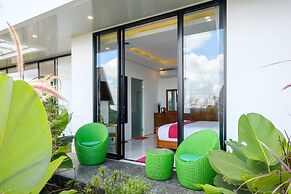 TwoSpaces Living at deRos Resort & Cafe