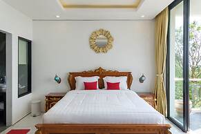 TwoSpaces Living at deRos Resort & Cafe